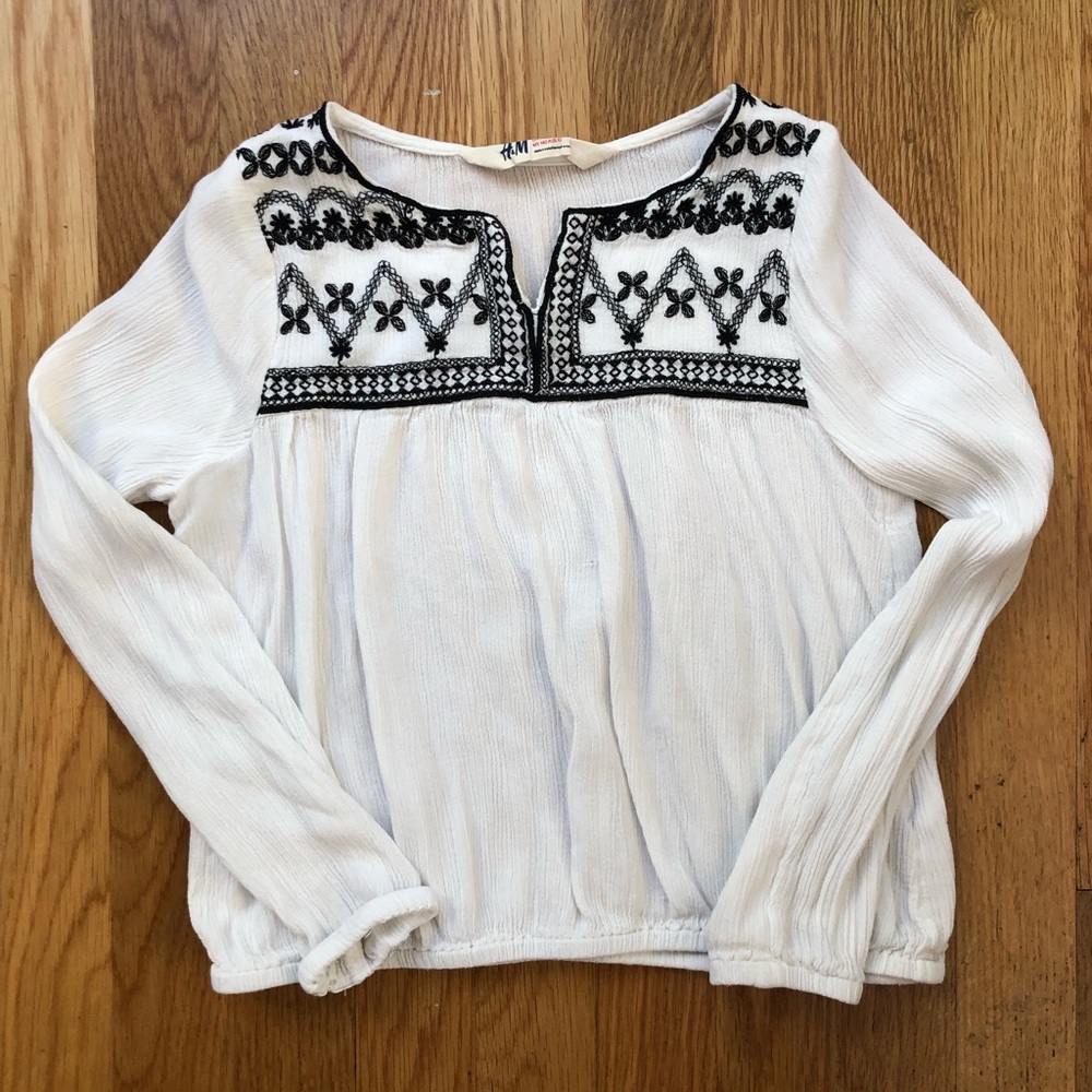 🖤Girl’s Embroidered H&M Blouse🖤